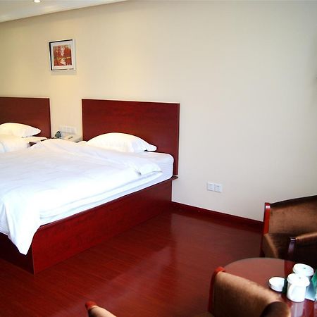 Greentree Inn Huai'An Bus Station Golden Eagle Xinya Huaihai Road Business Hotel Kültér fotó