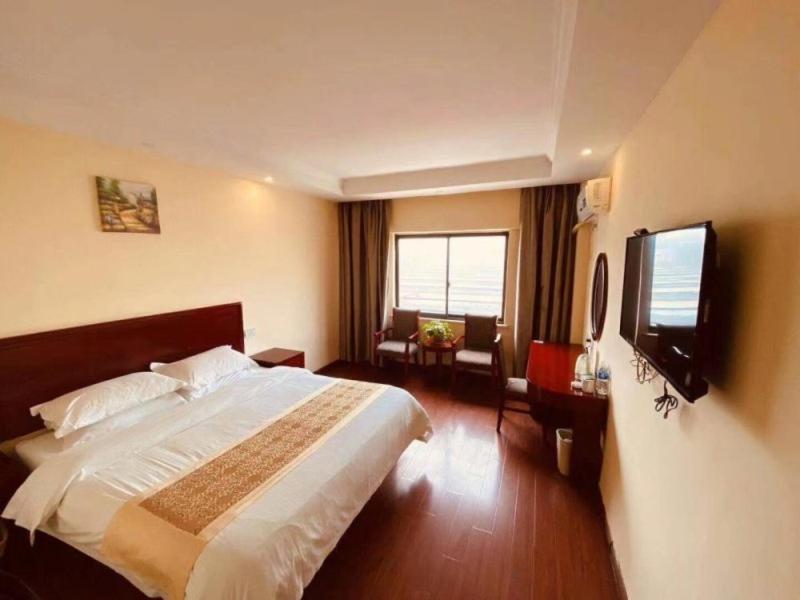 Greentree Inn Huai'An Bus Station Golden Eagle Xinya Huaihai Road Business Hotel Kültér fotó