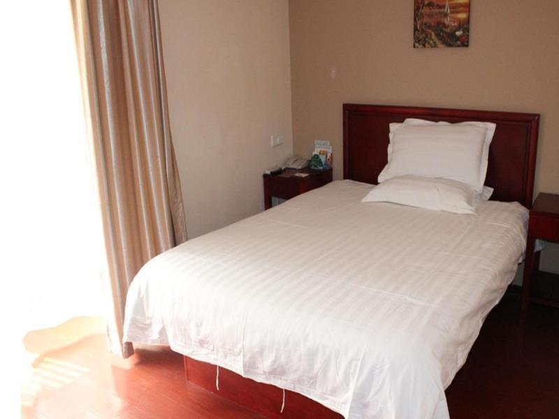 Greentree Inn Huai'An Bus Station Golden Eagle Xinya Huaihai Road Business Hotel Kültér fotó